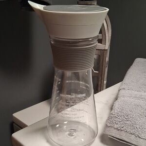 Pampered Chef Carafe